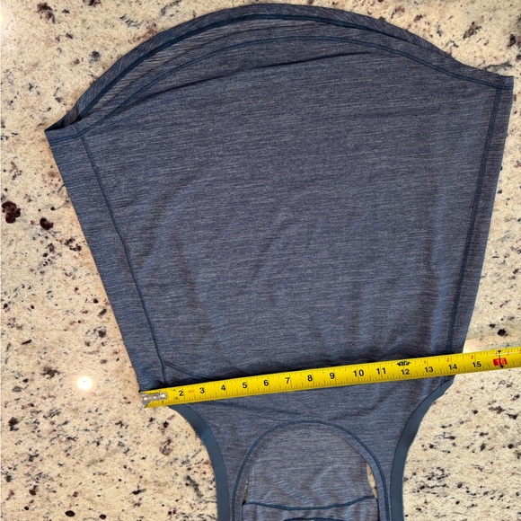 Lululemon tank top - Picture 3 of 4